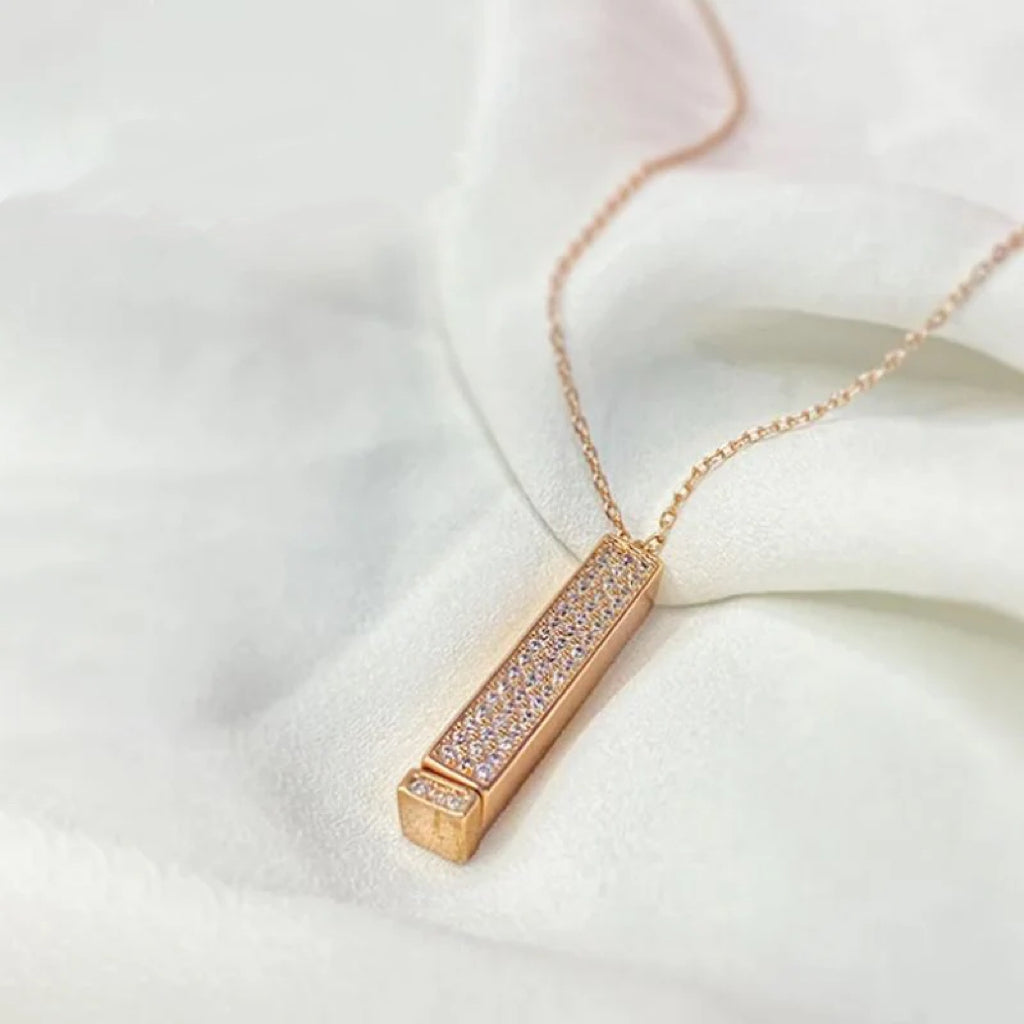 ✨ A beautiful gift! "I love you" necklace