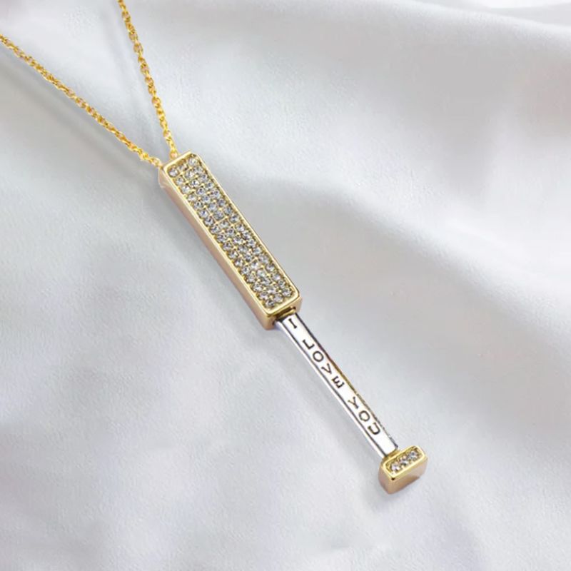 ✨ A beautiful gift! "I love you" necklace