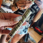 Portable Easy-To-Clean Twisted Glass Blunt Pip